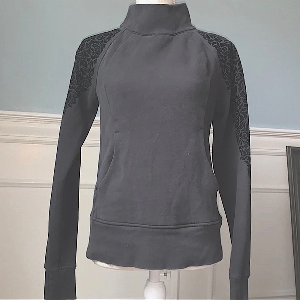 Lululemon PullOver Zip up